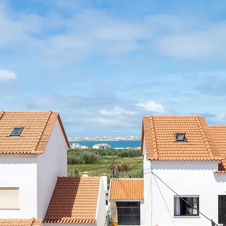 Pointsurprise House 巴勒尔